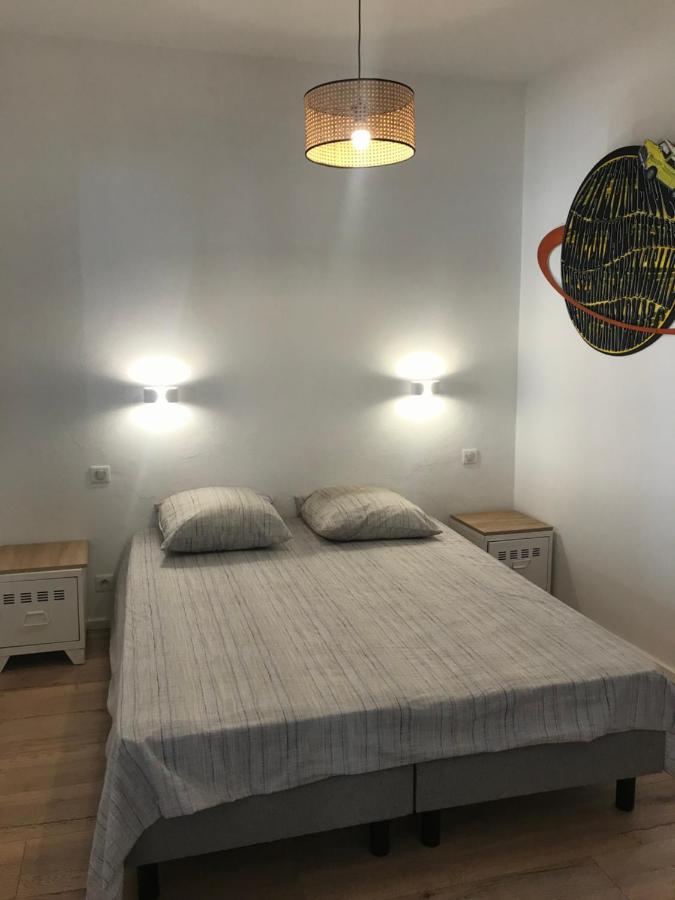 Grand studio rue piétonne Ajaccio Ajaccio  Extérieur photo